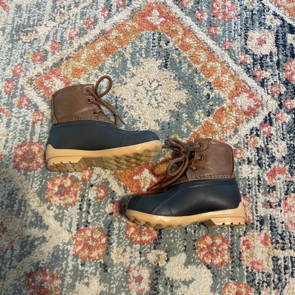 Sperry Duck Boots - Picture 4 of 6